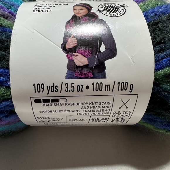 Loops & Thread Charisma YARN Northern Lights Color Set of 2 NEW - Picture 3 of 5